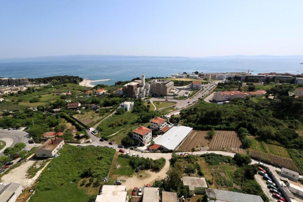 Luxury Apartment Azure Spalato Esterno foto